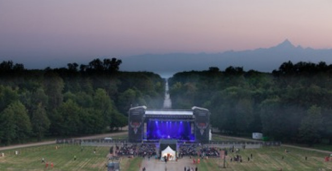 Stupinigi Sonic Park Nichelino (TO)  continua con Negrita giovedì 5 luglio