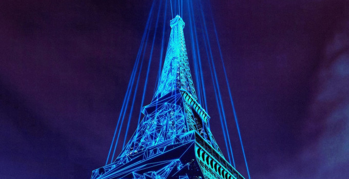 Il set di Canitrot alla Torre Eiffel su YouTube