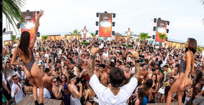 Papeete Beach - Mima: il 7/9 ecco Summer Christmas Beach Party